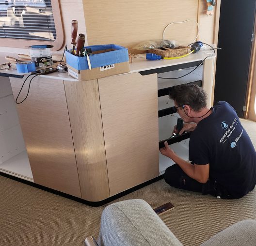 BOIS - MENUISERIE - Services AZURE BOAT SERVCICES